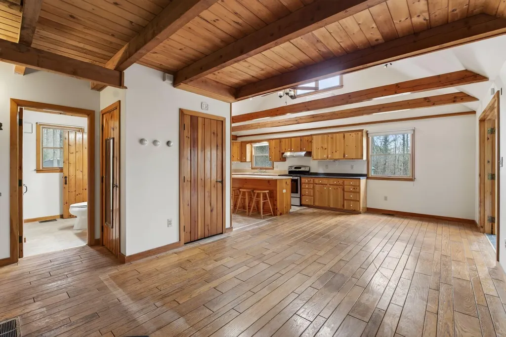 52 Ripley Hill Road Sabattus ME 04280
