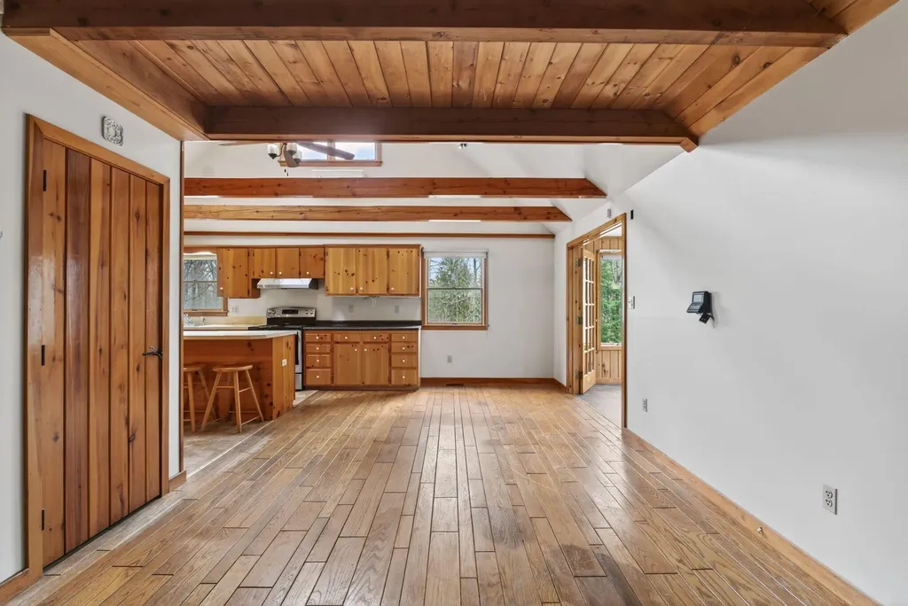 52 Ripley Hill Road Sabattus ME 04280