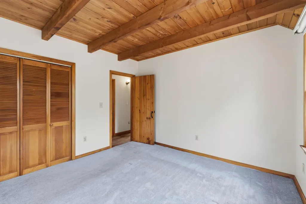52 Ripley Hill Road Sabattus ME 04280