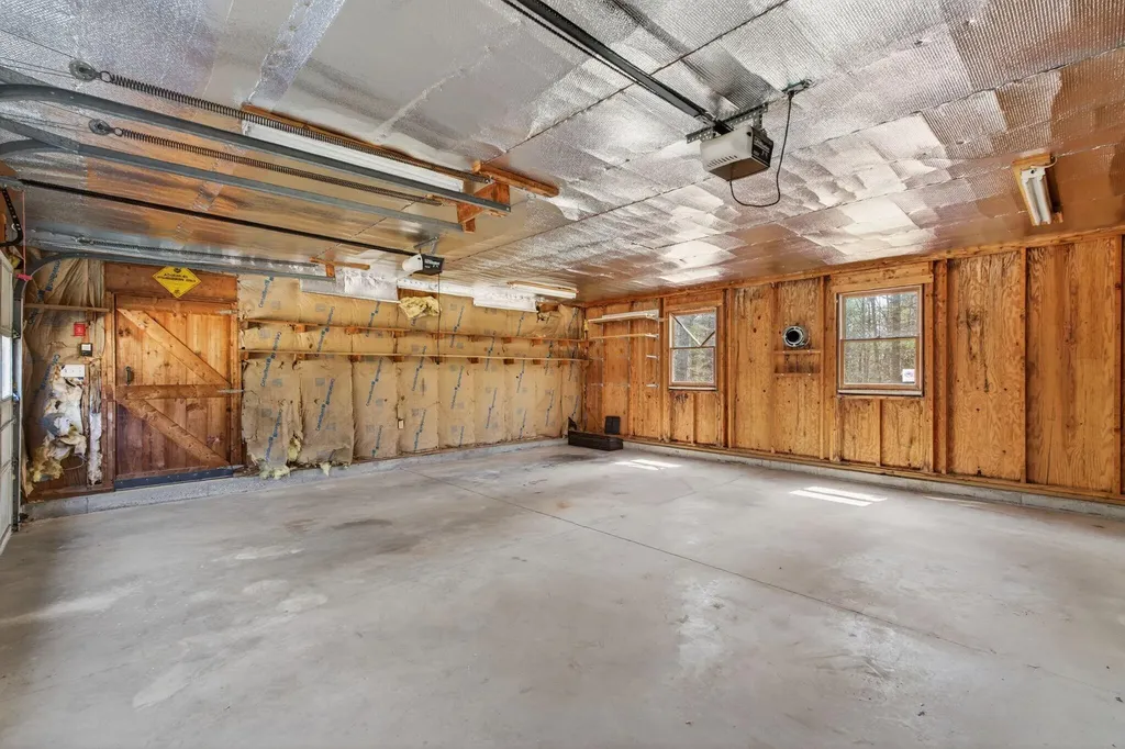 52 Ripley Hill Road Sabattus ME 04280