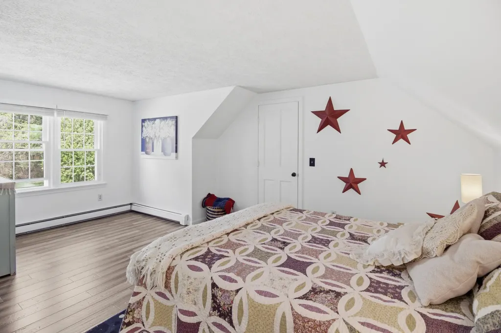 1520 Perkins Ridge Road Auburn ME 04210
