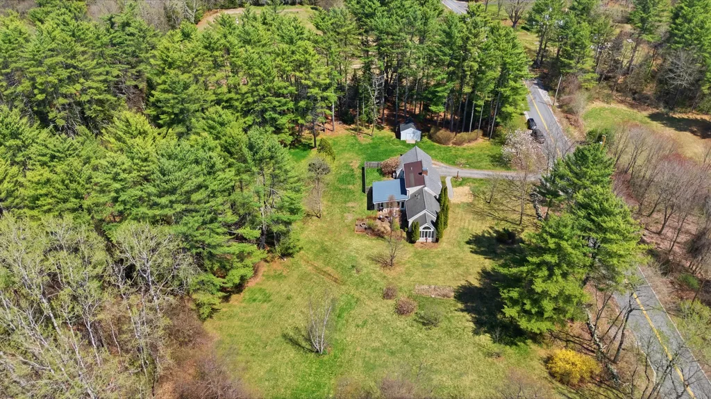 1520 Perkins Ridge Road Auburn ME 04210
