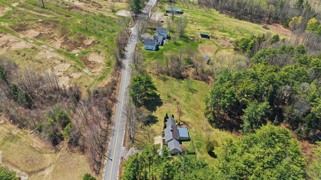 1520 Perkins Ridge Road Auburn ME 04210