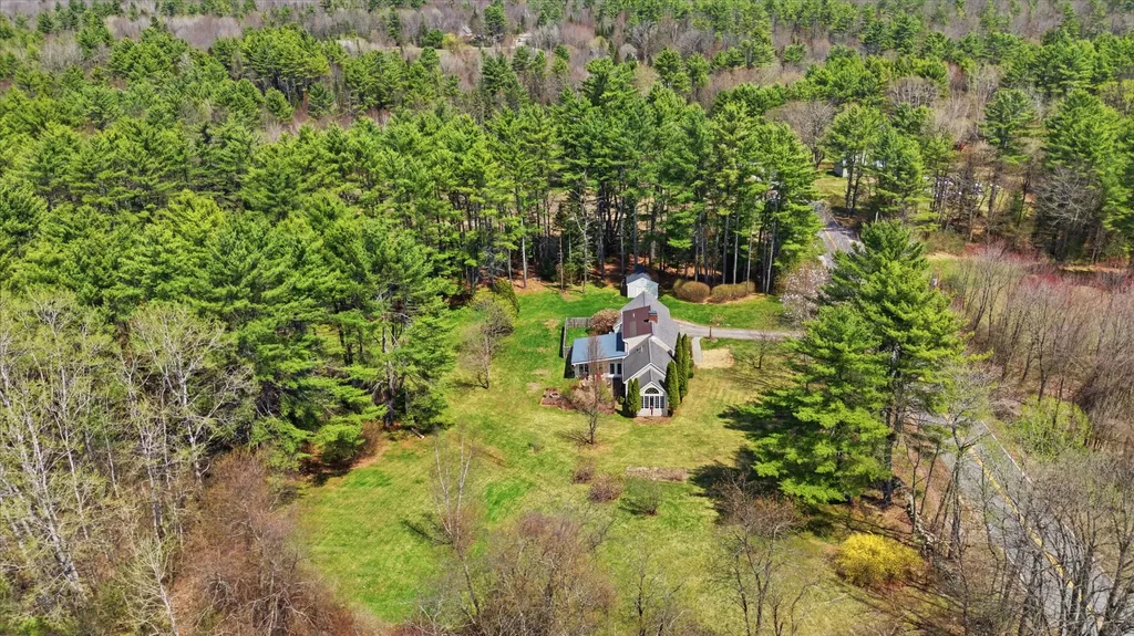 1520 Perkins Ridge Road Auburn ME 04210