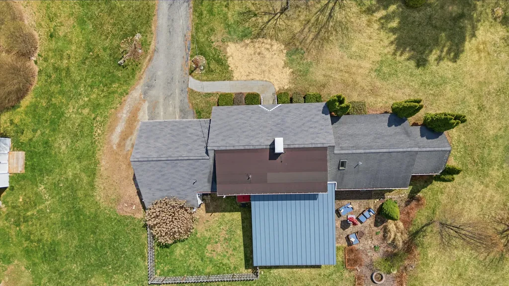 1520 Perkins Ridge Road Auburn ME 04210