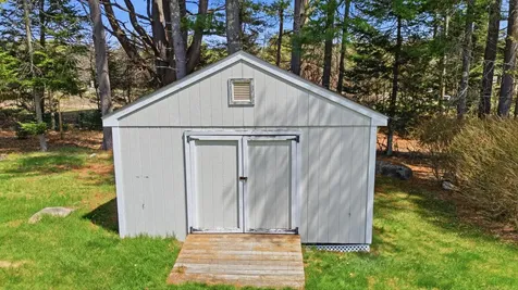 1520 Perkins Ridge Road Auburn ME 04210