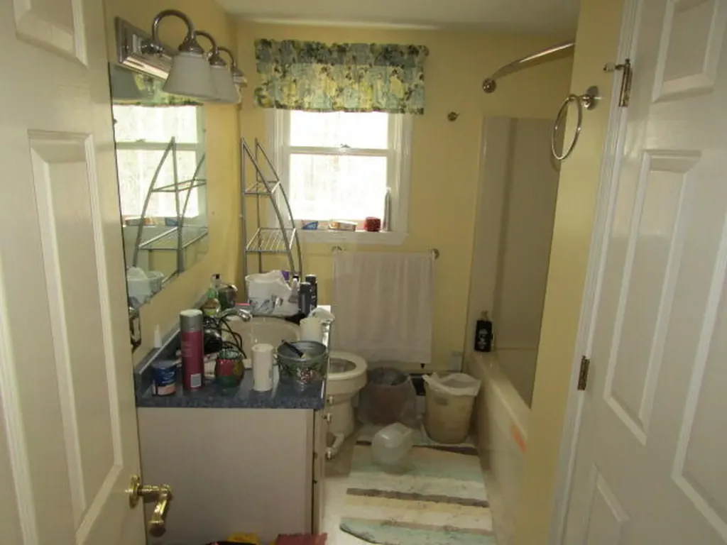 530 River Road Woolwich ME 04579