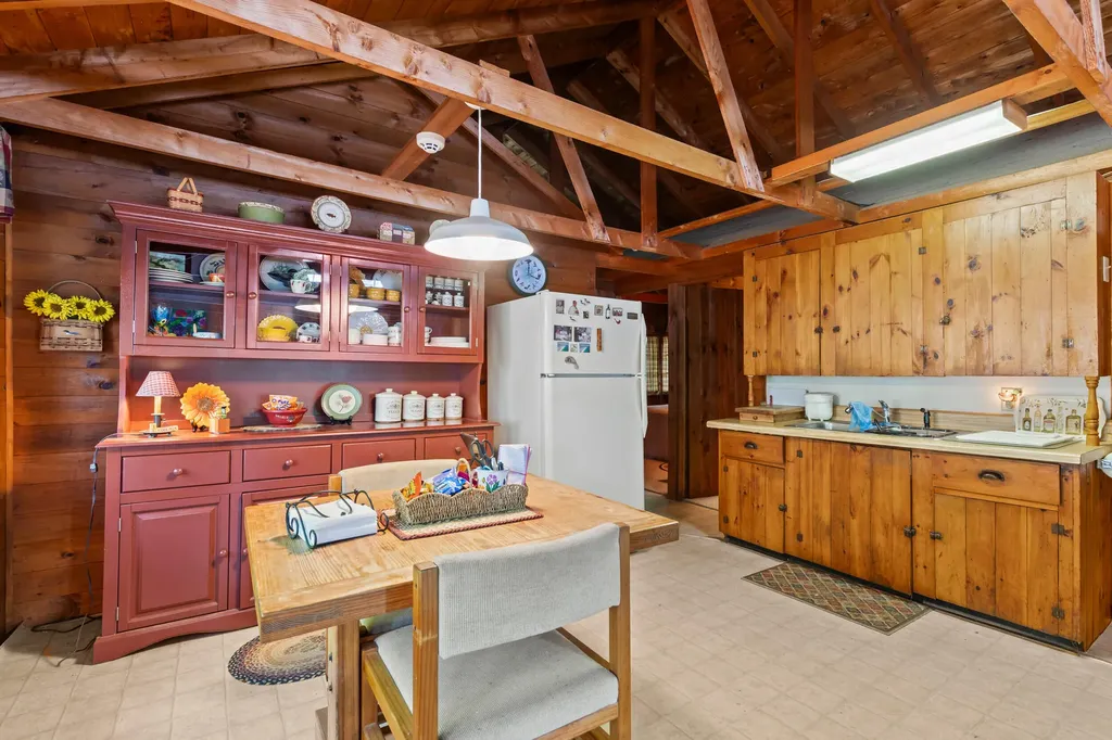 8 Golden Way New Gloucester ME 04260