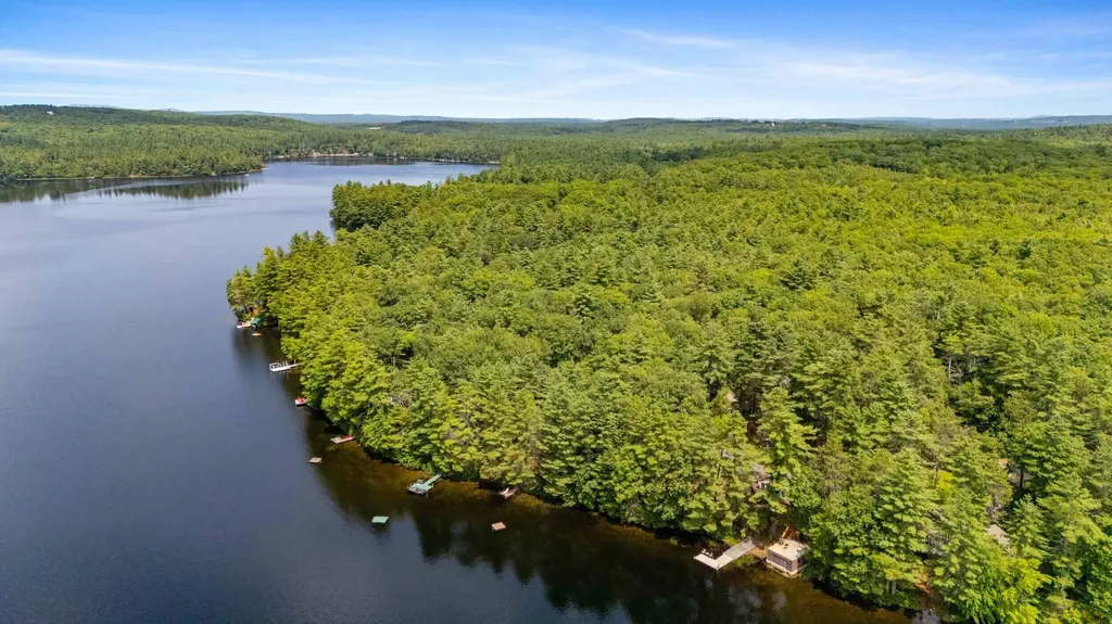 8 Golden Way New Gloucester ME 04260