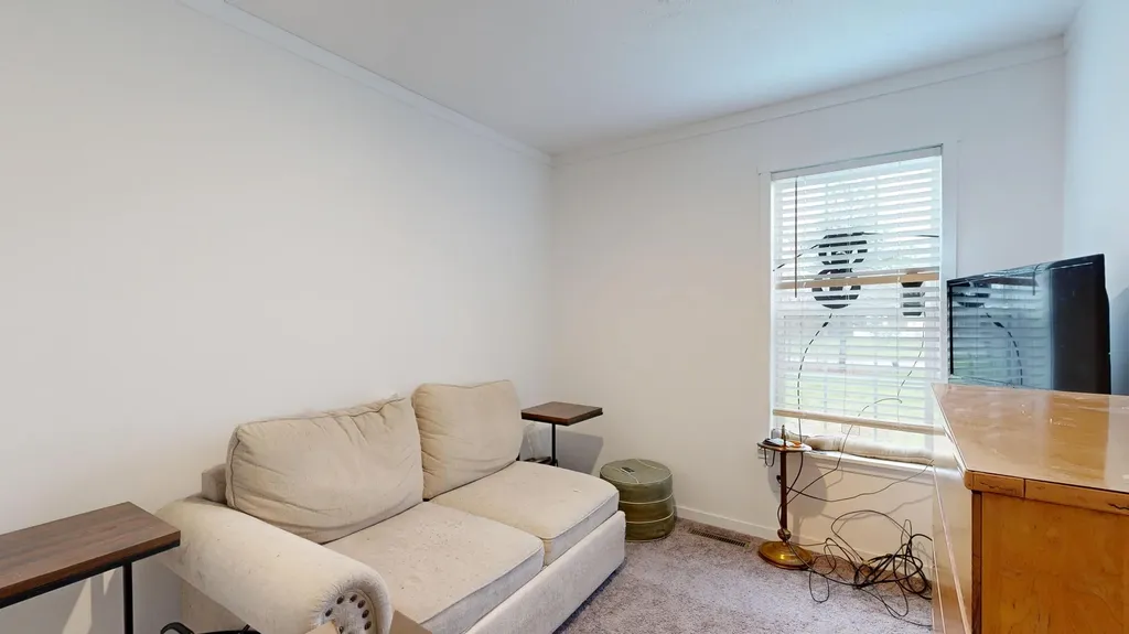 38 S Greenridge Heights Oakland ME 04963