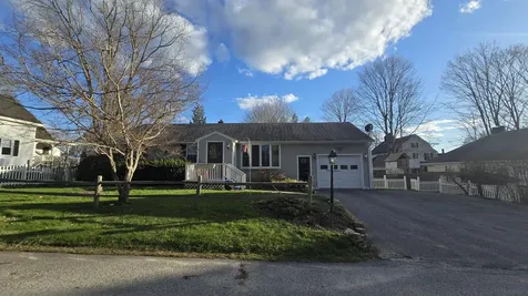 3 Douglas Street Lisbon ME 04252