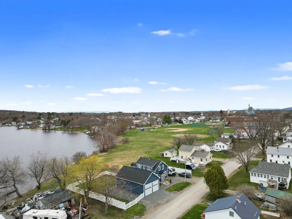 29 Wilson Street Lincoln ME 04457
