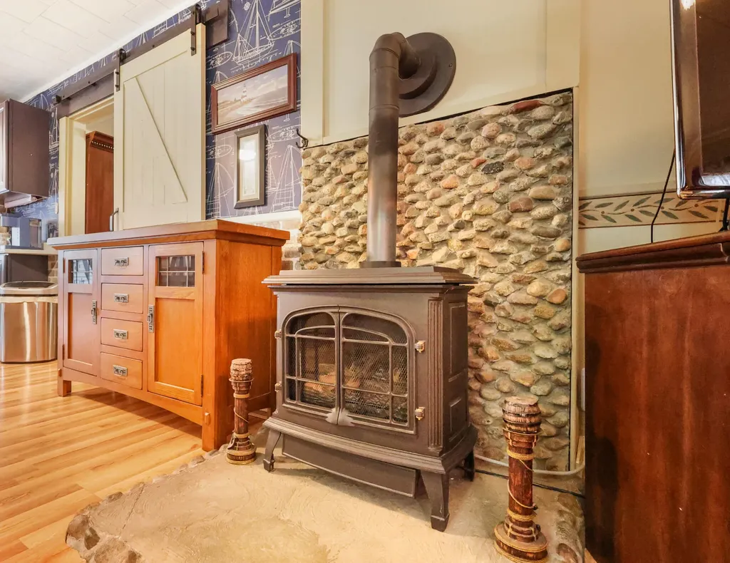 29 Wilson Street Lincoln ME 04457