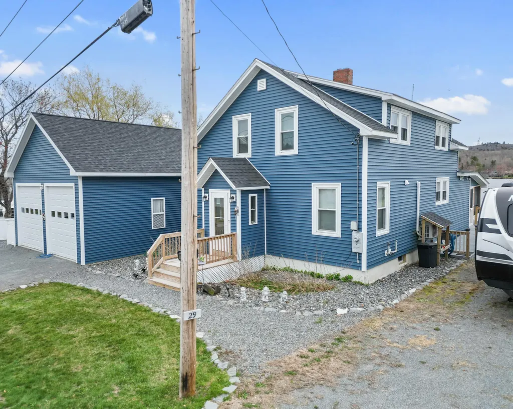 29 Wilson Street Lincoln ME 04457