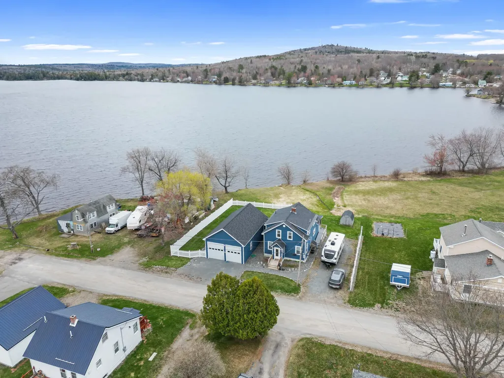 29 Wilson Street Lincoln ME 04457
