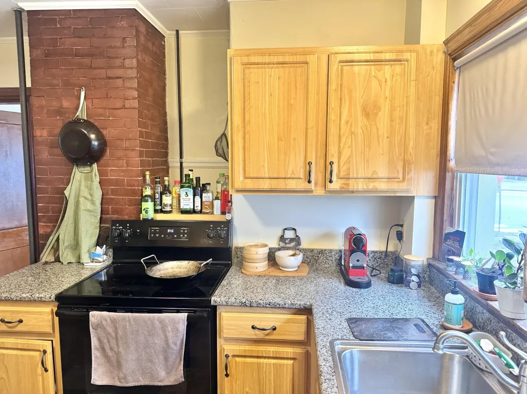 9 Grasmere Road Portland ME 04101