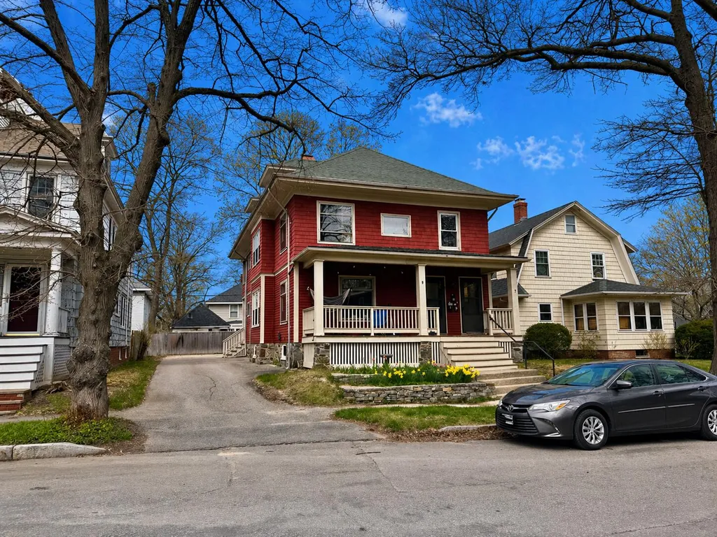 9 Grasmere Road Portland ME 04101
