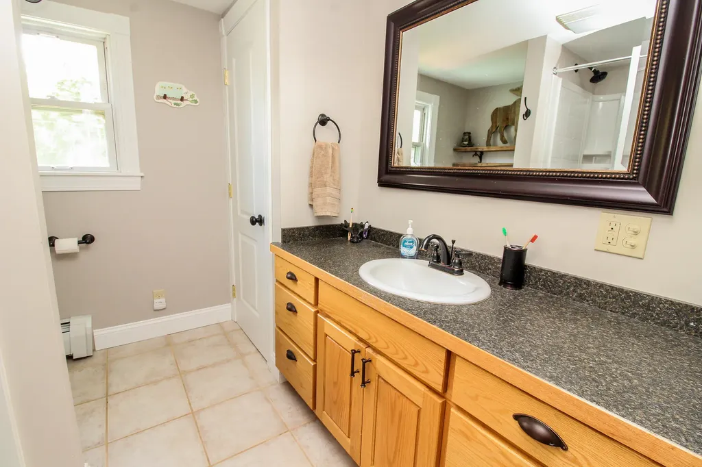 3849 Rockwood Road Rockwood T1 R1 Nbkp ME 04478