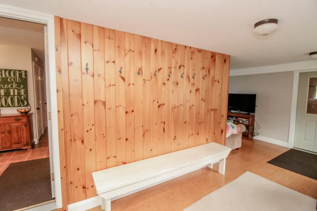 3849 Rockwood Road Rockwood T1 R1 Nbkp ME 04478