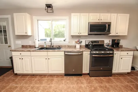 3849 Rockwood Road Rockwood T1 R1 Nbkp ME 04478