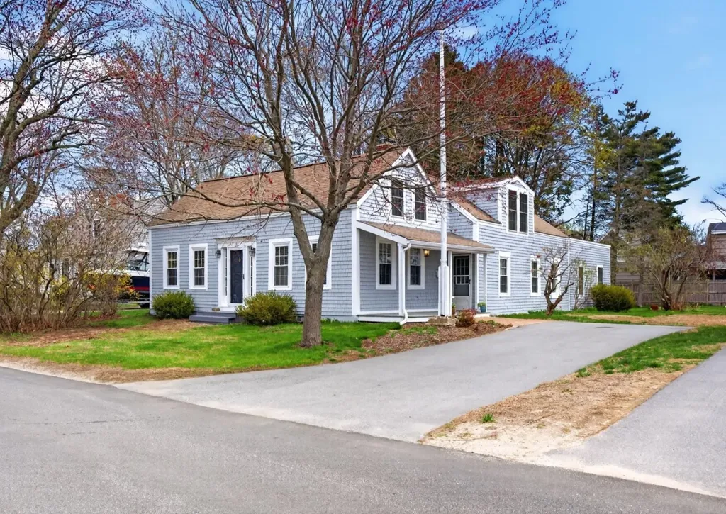 124 Mitchell Road South Portland ME 04106