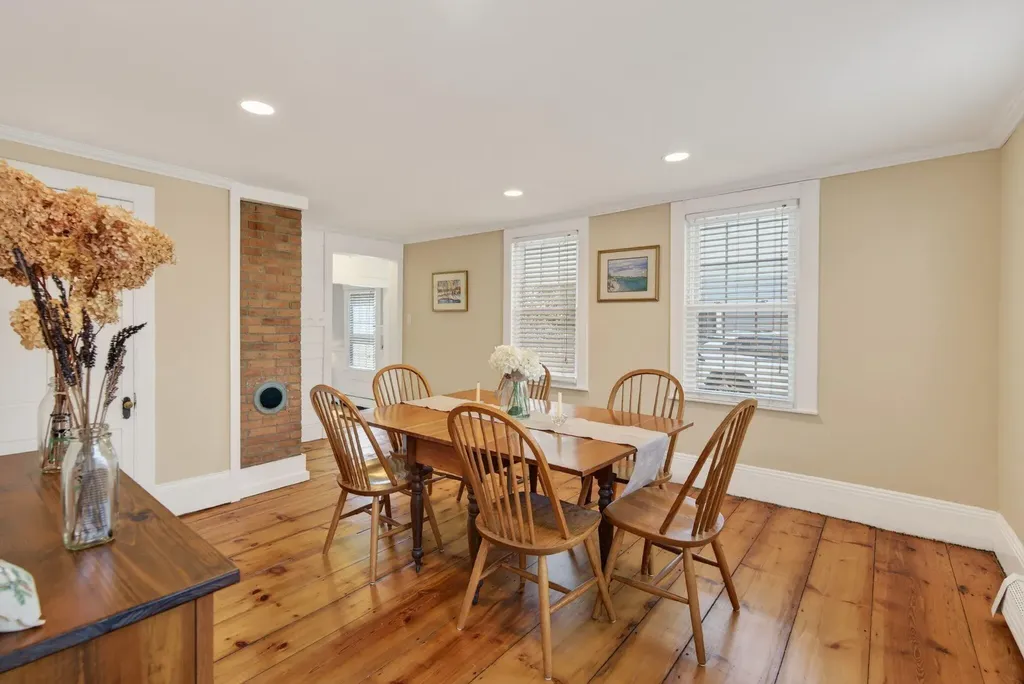 124 Mitchell Road South Portland ME 04106