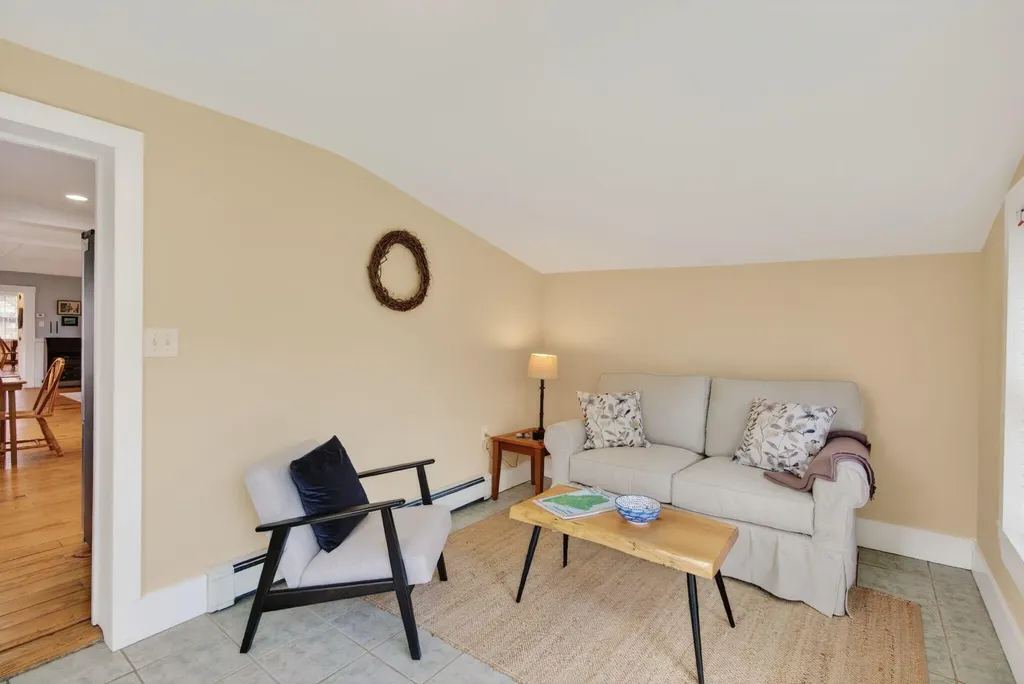 124 Mitchell Road South Portland ME 04106