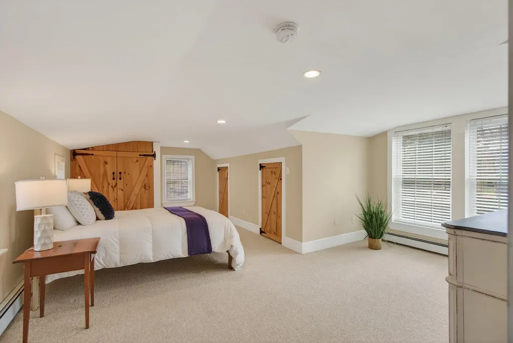 124 Mitchell Road South Portland ME 04106