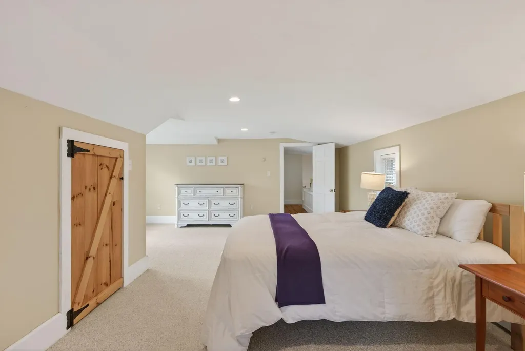 124 Mitchell Road South Portland ME 04106