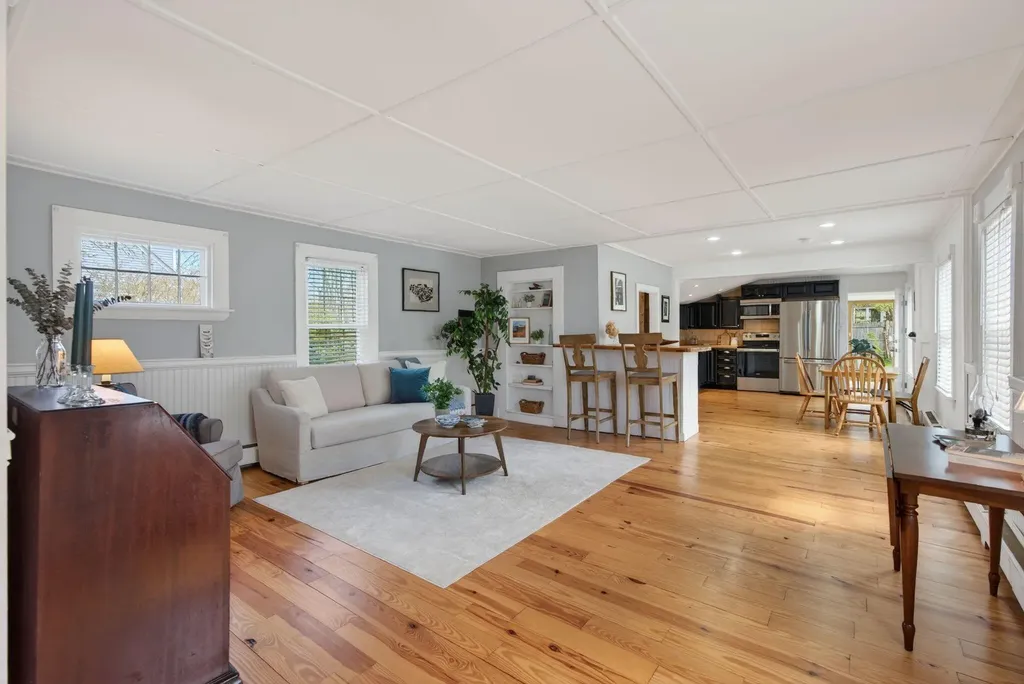 124 Mitchell Road South Portland ME 04106