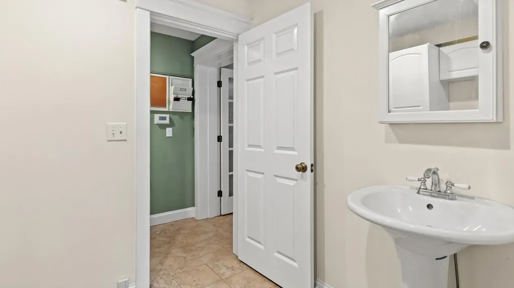 39 Eaton Ridge Drive Holden ME 04429