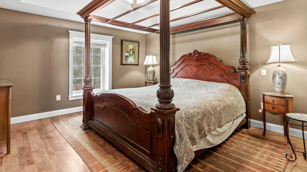 39 Eaton Ridge Drive Holden ME 04429