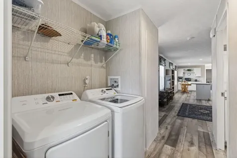 9 Circus Place Brunswick ME 04011
