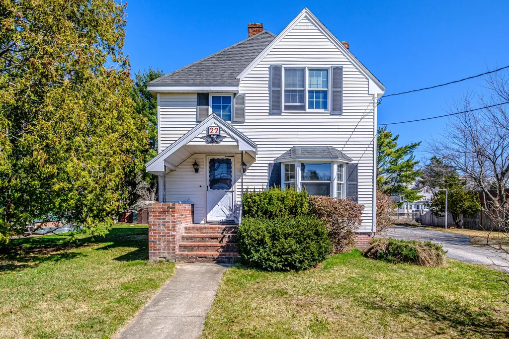 22 Davis Street Portland ME 04102