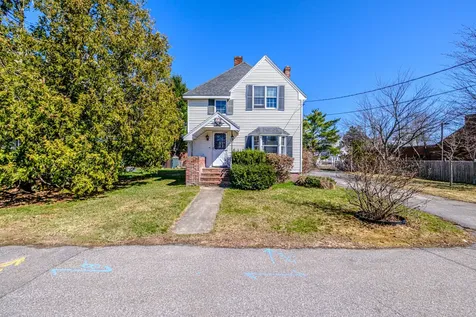 22 Davis Street Portland ME 04102