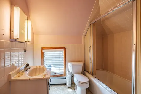 22 Davis Street Portland ME 04102