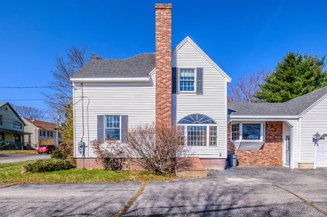 22 Davis Street Portland ME 04102