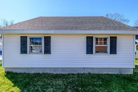 22 Davis Street Portland ME 04102