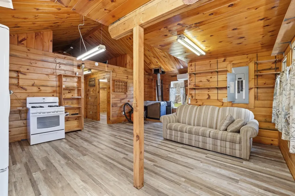 1903 Bancroft Road Bancroft ME 04497