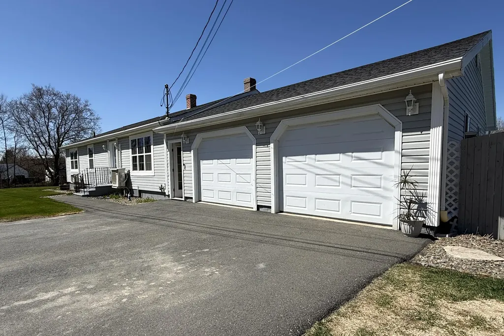 20 Guy Street Houlton ME 04730
