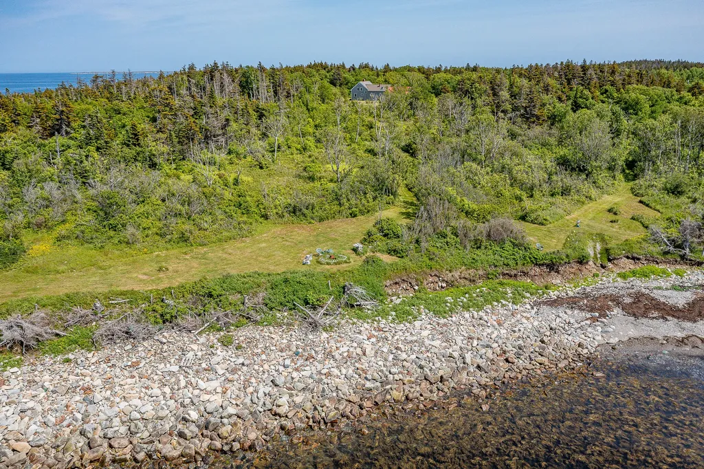 161 North Road Matinicus Isle Plt ME 04851