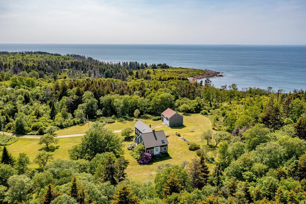 161 North Road Matinicus Isle Plt ME 04851