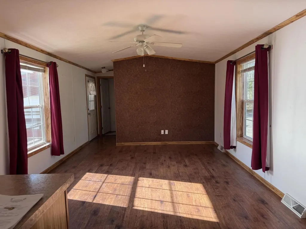 1676 Hudson Road Hudson ME 04449