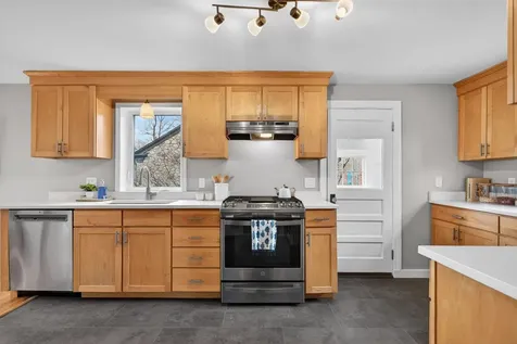1061 Washington Avenue Portland ME 04103