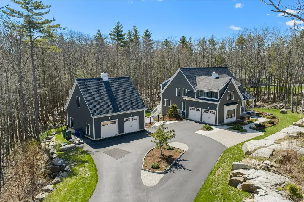 121 Josiah Norton Road York ME 03902
