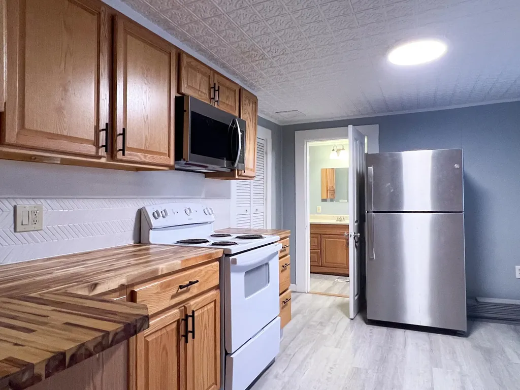 178 Birch Street Bangor ME 04401
