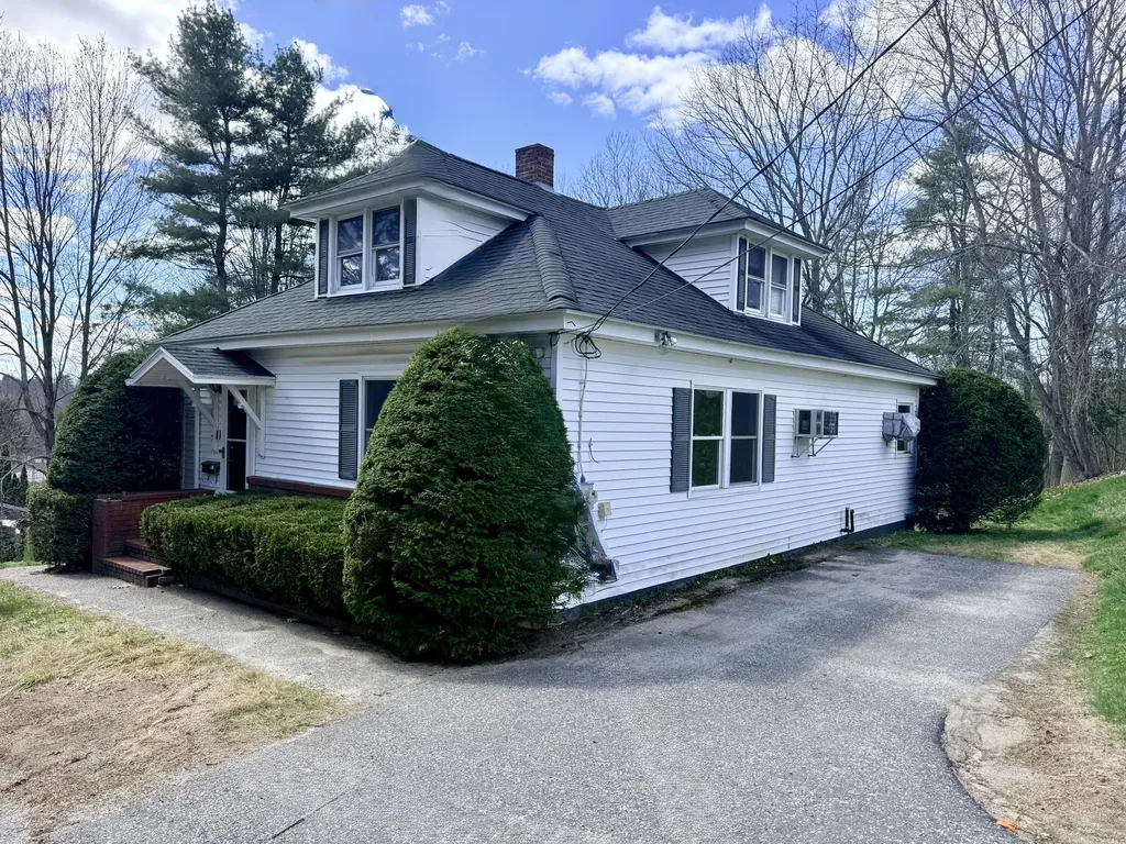 7 Bennett Avenue Auburn ME 04210