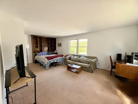 7 Bennett Avenue Auburn ME 04210