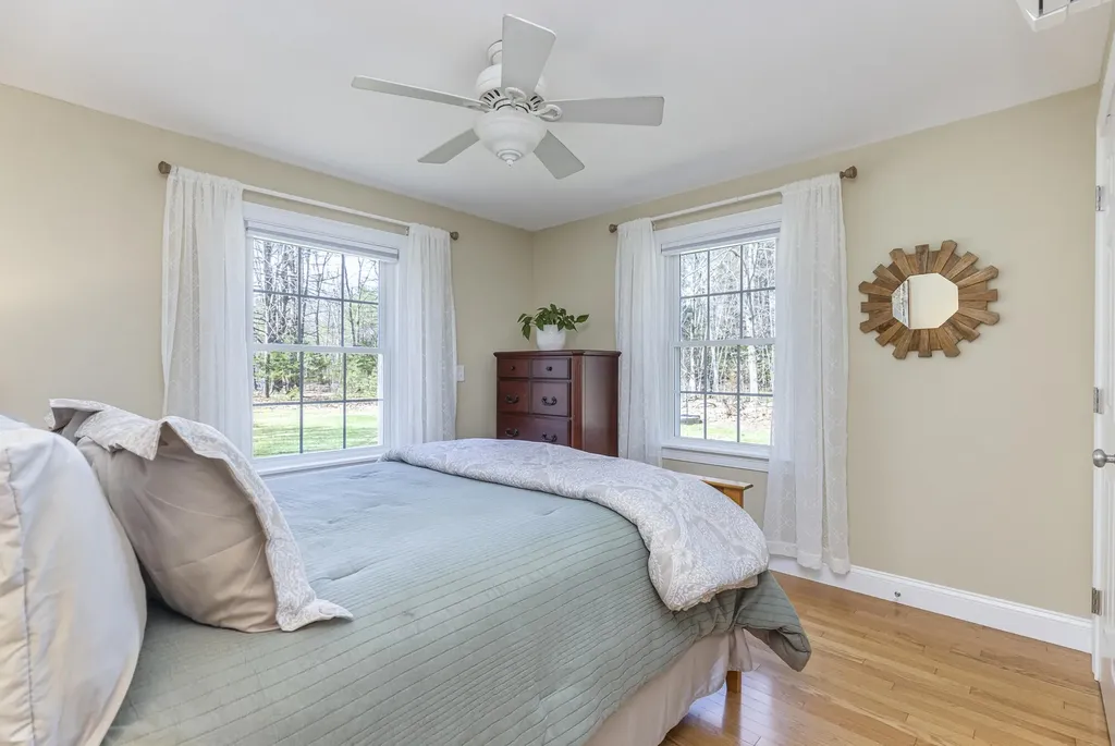 10 Standish Neck Road Gorham ME 04038