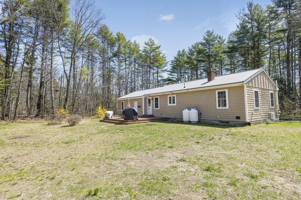 10 Standish Neck Road Gorham ME 04038